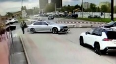 VIDEO: Šialenú jazdu českého vodiča Petržalkou zachytili autokamery. Vodič vyviazol iba s pokutou