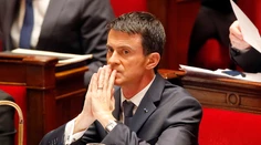 Francúzsky premiér: Európa musí uzavrieť hranice, nemôže prijať toľko utečencov