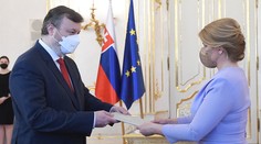Krajniak je opäť ministrom práce, do rezortu sa rozhodol vrátiť až po rozhovore s Čaputovou