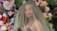 TOP 10 najlajkovanejších fotiek na Instagrame: Beyoncé vyhrala len o chlp