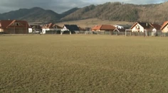 Koniec futbalovému ihrisku v Spišskom Bystrom. Farár ich vyháňa