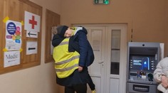 Noc na slovensko-ukrajinskej hranici: Vidieť utrápených rodičov s deťmi je nápor na psychiku