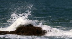 Nešťastie pri obľúbenej turistickej destinácii v Portugalsku. Loď zasiahlo vlnobitie, o život prišli otec (†45) so synom (†13)