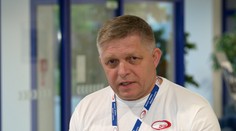 Robert Fico odpracoval nočnú zmenu v závode pri Topoľčanoch