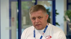 Robert Fico odpracoval nočnú zmenu v závode pri Topoľčanoch