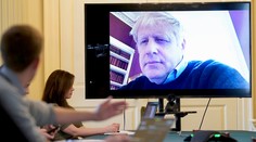 Premiér Johnson je na kyslíkovej podpore, zatiaľ nepotrebuje umelú pľúcnu ventiláciu