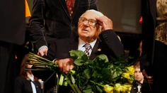 Nicolas Winton si v Prahe prevzal Rad bieleho leva