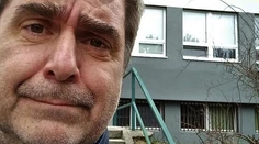 Takýto "darček" Peter Marcin na narodeniny nečakal. Skončil na polícii