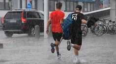 Meteorológovia varujú pred búrkami, v Michalovciach hrozí aj povodeň