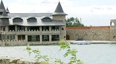 Majitelia čiernych stavieb sa báť nemusia. Zatiaľ