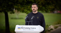 Rusko zaradilo Zelenského na zoznam hľadaných osôb. Kyjev to označil za akt zúfalstva