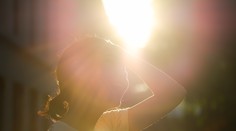 Pred nami je pekelne horúci deň. Meteorológovia naznačili, kedy sa konečne ochladí