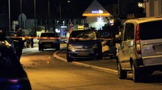 Muž vrazil autom do skupiny ľudí. Zabil vlastného syna (†2)