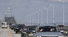 OBRAZOM: Rusko oznámilo, že po výbuchu poškodený Krymský most je znovu otvorený