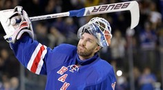 Švédov posilnia tri esá z NHL, hrať budú aj dvojičky