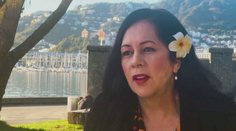 Bol to dobrý učiteľ, ale tiež bol pedofil, vraví Frances. Jedna z 200-tisíc obetí zneužívania na Novom Zélande