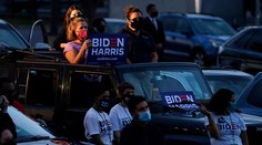 Biden má u katolíckych voličov 12-percentný náskok pred Trumpom