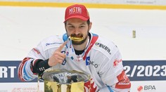 Třinec sa pokúsi o historický zápis s viacerými Slovákmi. Libor Hudáček poslal odkaz do Edmontonu