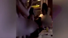 VIDEO: Letecká spoločnosť hasí pikantný škandál: Divoké orgie letušiek a stewardov