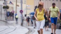 V nedeľu očakávajú meteorológovia na západnom a strednom Slovensku búrky
