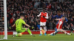 Chelsea po obrate v závere zvíťazila na pôde Arsenalu