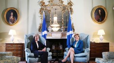 Mayová v Škótsku: Článok o odchode z EÚ aktivujeme až po dohode v Británii