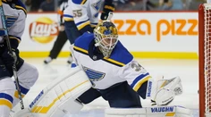 Brankár Allen vynuloval Jets, Carolina zastavila rozbehnutý Anaheim