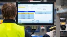 Zamestnávatelia na protest odišli z rokovania tripartity. Nahnevali ich rozmrazené príplatky za víkendy a sviatky