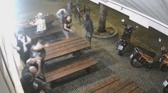 VIDEO: Päste i nadávky. Český poslanec zastupiteľstva zmlátil rusky hovoriaceho muža