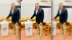 Robert Fico odvolil až neskoro večer. Zaskočilo to aj skúsených odborníkov