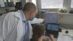 Slovenskí vedci sú na krok blízko od vyvinutia vakcíny proti Alzheimerovej chorobe