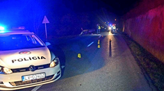 Tragická nehoda na južnom Slovensku. Muž (†59) sedel na ceste, zrážku s autom neprežil