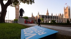 Takmer polovica vysokokvalifikovaných pracovníkov z EÚ zvažuje odchod z Británie