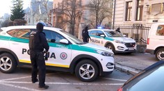 Akcia Agentúra: V zločinoch sú zapletení známi ľudia, vyšetrovateľ žiada pre štyroch väzbu