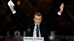 Zisťovali sme, ako na výsledok volieb reagujú oba tábory v Paríži