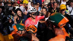 VIDEO: Holanďan Groenewegen  triumfoval v tesnom súboji. O víťazovi rozhodla cieľová fotografia