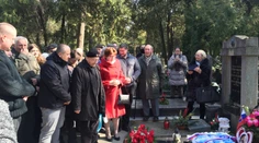 Novozvolení poslanci za Kotlebovu ĽS NS si uctili vojnový Slovenský štát