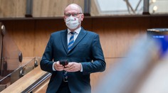 Po skončení pandémie by mali zostať obchody v nedeľu otvorené, myslí si Sulík