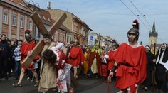 Takto vyzerali krížové cesty v Prešove, Nitre a Trebišove