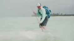 Na rybára zaútočil agresívny žralok. Na obranu mal len obyčajný prút