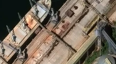 Ruská loď priplávala do Sýrie s ďalším obilím údajne ukradnutým na Ukrajine, ukazujú nové satelitné zábery