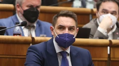 Politici reagujú na Čaputovej rozhodnutie. Gyimesi: Prezidentka ukázala rodinám s deťmi prostredník