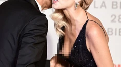 Nepríjemný trapas na gala v Benátkach