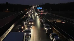 Českom sa prehnala silná búrka, D1 pre popadané drôty vysokého napätia uzavreli
