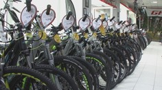 Nový bič na zlodejov bicyklov v Šali: Polícia využíva neviditeľné značky