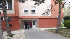 Útok kyselinou v Nových Zámkoch: Napadnutá žena zomrela v nemocnici, zanechala po sebe dcéru