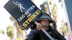 Štvormesačný štrajk holywoodskych hercov je na konci. Schválili dohodu s filmovými štúdiami