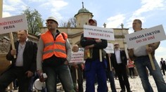 O veriteľov Váhostavu sa postará vláda. Podnikatelia dostanú menej