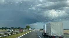 Celý deň bude dusno a teplo. Intenzívne lejaky zasiahnu stredné Slovensko