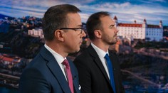 Prečo musíme šetriť elektrinou, keď sme sebestační vo výrobe? Opýtal sa divák politikov v Na telo